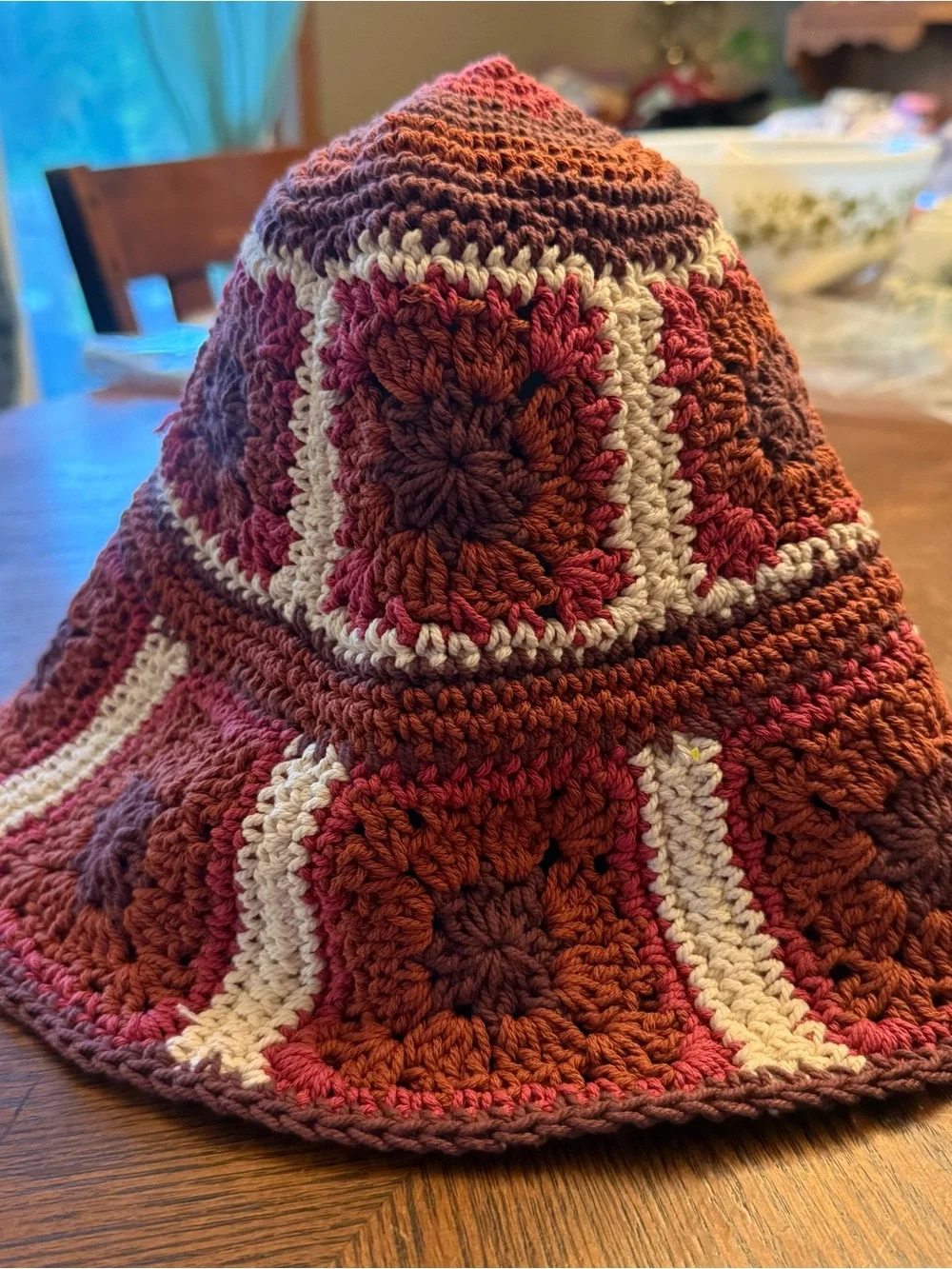 LUCKY BRAND Women’s Crochet Bucket Hat Cap Boho Granny Square Retro Fall Colors